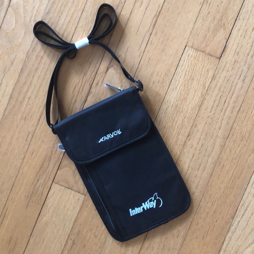 Arvok Premium Neck Stash Wallet RFID Blocking Travel Passport holder/New